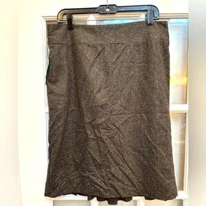 United Colors Of Benetton | Virgin Wool / Silk Blend Tweed Chevron Skirt Size 46